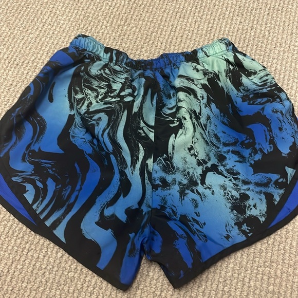 Nike Women’s Brief-Lined Blue Marble Running Shorts, Size Medium - Picture 7 of 12